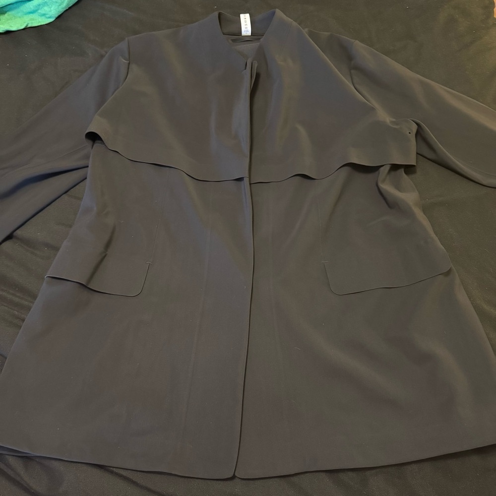 Lululemon Athletica Black Trench Coat‎ with Cascading Design